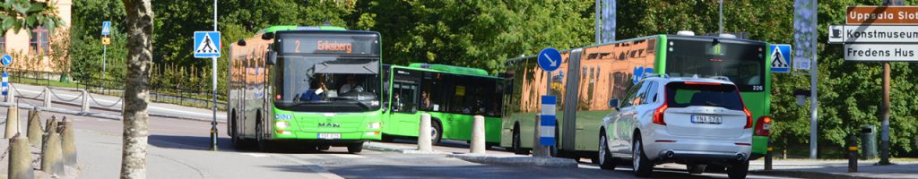 Miljövänliga gröna stadsbussar