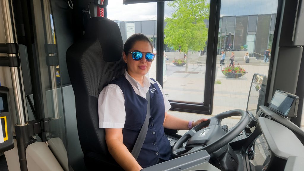 Bussföraren Mojgan Panahi
